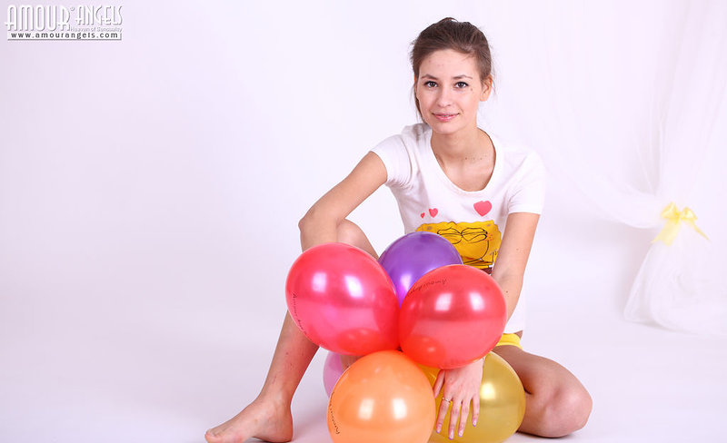 Юла, 22 года, 1 размер груди